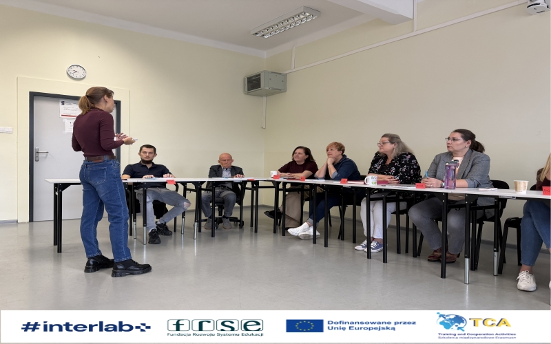 МІЖКУЛЬТУРНІ СЕМІНАРИ #INTERLAB+ ДЛЯ СПІВРОБІТНИКІВ UZW